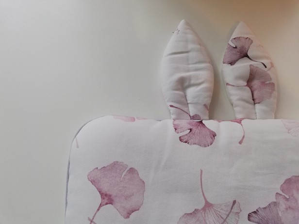 lila miłorzęby poduszka 1
